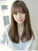 毛先ワンカールで軽やかロング