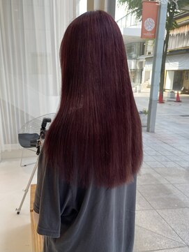 ハイブ 金沢(Hive) 10代20代ワインレッド韓国ツヤカラーサラ艶ロング髪質改善