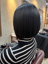 トレヘアー(tRe hair) 切りっぱなし ボブ 斜めバング