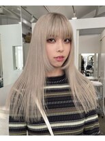 ジーナ オモテサンドウ(XENA)&nbsp;ケアブリーチ×ハイトーン×ホワイトベージュ（表参道）