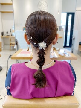 オートル 綱島店(AUTRE by FUGA hair) お呼ばれアレンジ＊タイトローポニー/マロンベージュ