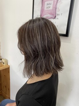 アチェロプラス 幸手店(acero+) 細めハイライト♪