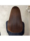 「縮毛矯正で叶える理想のストレートヘア」
