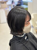 モナミ美容室 外はねくびれボブ！