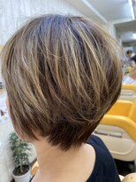 ブレイブシザー(BRAVE SCISSOR)&nbsp;夏映え◎明るめカラー×ハイライトショート