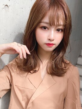 ラルユー 金山(LallYou) 柔らか質感のミディアムスタイル