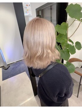 モナルダ(Monarda) 10代20代30代韓国風/髪質改善カラー【岡山】