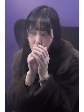 アンアタッシュ(UNE ATTACHE) Frozen Frostline|黒髪透明感×ストレート×大人可愛いレイヤー