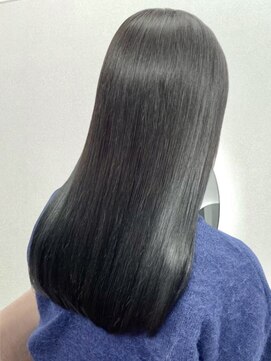 ディスイズ(thisis) 髪質改善縮毛矯正/ナチュラルグレイ【thisis moe】