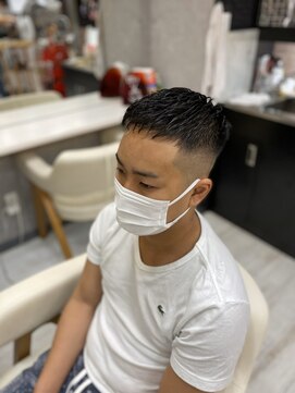 ヘアー ラボ エムツー(hair lab m2) 濡れパンフェード