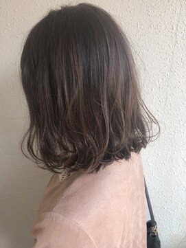 ムイ(muy) ゆる巻きぱっつんボブ//