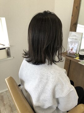 シキ(C key) 暗め艶感