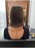 美髪ホワイトグレージュネビージュ大人かわいいこなれミディ
