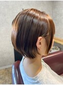 ショートボブ