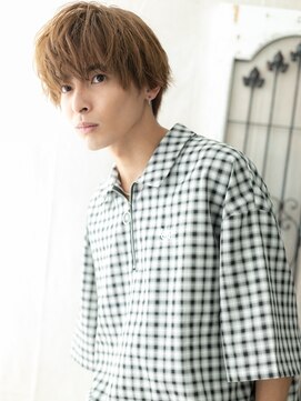 グルーミングサロン バーバー キャッスル 北浦和西口(Grooming salon Barber Castle) ハイトーンカラー×重めバングで目力UPマッシュA