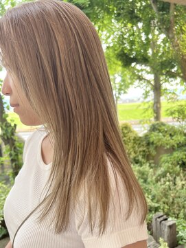 カイト(kaito) ベージュカラー