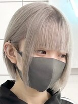 ウィコ 新宿(WICO)&nbsp;bob×silver [新宿駅/グレーベージュ/黒髪]