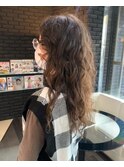 オン眉とミックスウェーブがとてもかわいい！