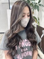 ベルヘアーデザイン 堺東(Belle hair Design)&nbsp;ハイライトグレージュイルミナカラー韓国風レイヤーカット堺東