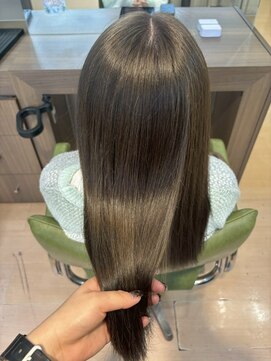 アウラ(AURA) 盛岡駅オリーブベージュカラーブリーチなしダブルカラーレイヤー