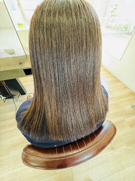 ビーズ ノイ(BEE´Z ＮＥＵ) 髪質改善ストレート9.11デザインカラー