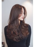 ココアブラウンで艶感と小顔レイヤーカット☆