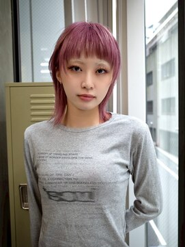 ギークス(GEEKS) 【GEEKS渋谷】冬カラー/ピンク/ミディアムレイヤー/オン眉ウルフ