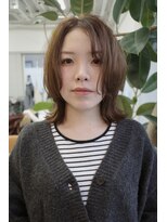 フィル(fil)&nbsp;ミディアムレイヤー／グレージュ