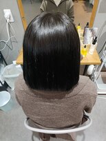 トイロ 久米田店(to-iro)&nbsp;グリーン系のブラックカラー