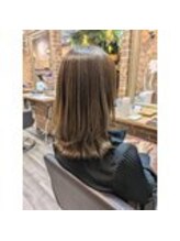 SNSでも話題！注目の白髪ぼかしハイライトとは？[天王町]