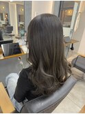 柔らかオリーブベージュ