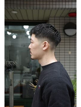 ウェルネス(Wellness) クロップ／低めフェード/スキンフェード