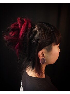 ゾーマ(ZOUMA) ナチュラルドレッド 毛先ピンク