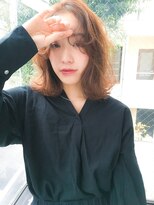 サングース(Sungoose)&nbsp;sungoose tokyoネオウルフ毛先パーマフォギーベージュ耳かけ