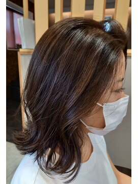 グロウ ツクバ(GLOW TSKUBA) ILLUMINAベージュカラー