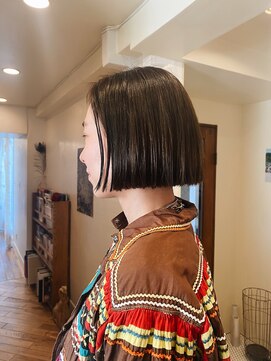 オフ(OFF) ぱつっとボブ