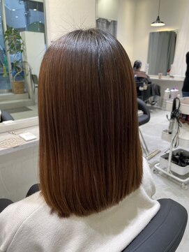 トレ(tre.) ioLu髪質改善ストレート×ミディアム【甲子園口/髪質改善】