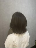 イルミナグレージュ