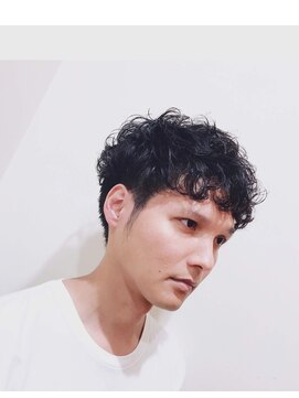 ピークアブー アヴェダ アトレ恵比寿(PEEK-A-BOO AVEDA) ツーブロックカーリー