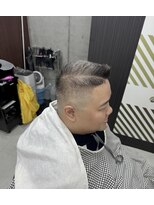 バーバーバー 八広(BARBER-BAR) スキンフェード×ショート