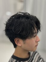 バース 梅田中崎町店(BIRTH)&nbsp;フェザーパーマシャドーパーマセンターパート韓国メンズパーマ