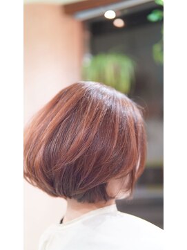 ネス(NESS) バルーンボブのピンク系ハイライト