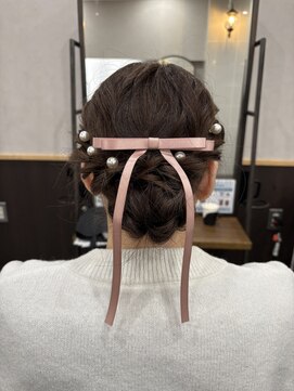 ルクスバイアフィナー(Luxo by Afinar) シニヨン