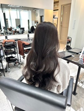 ソヨン 栄店(SOYON) 艶髪/フェミニンカラー/ワンホン