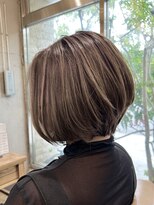 ヴォアソルヂェガーデン(Voasorte GARDEN)&nbsp;【Voasorte  GARDEN】大人ハイライトボブ