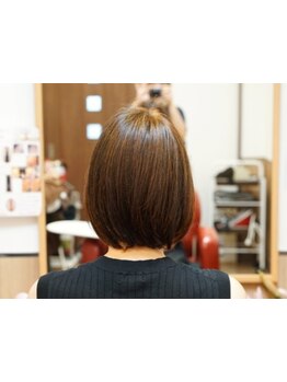 ダメージが気になる方におすすめしたい最高品質の"純国産100％の天然美らヘナ"！自然の力で髪質改善を。