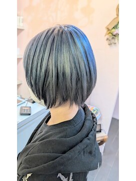 アズヘアー ラペ 三日市店(A'z hair LAPAIX) 透明感ブルーブラックボブ