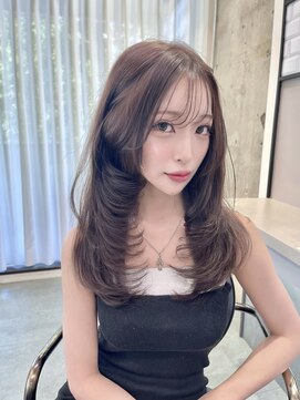 リリー(Lilley) マロンベージュ×小顔レイヤー×韓国風巻き×髪質改善