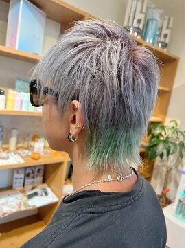 ソワンドゥブレス 瓜破店(soin de brace) シルバー×サワーグリーン