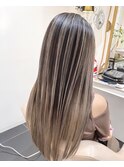 海外風コントラストベージュバレイヤージュ